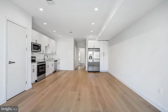 5219 F ST SE, Washington, DC 20019