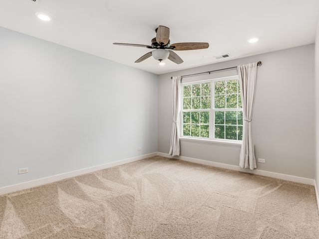 1676 Carlstedt Drive, Batavia, IL 60510