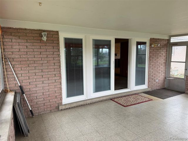 37572 Via Rosalie Street, Clinton Township, MI 48036