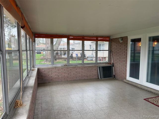 37572 Via Rosalie Street, Clinton Township, MI 48036