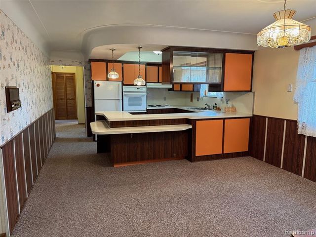 37572 Via Rosalie Street, Clinton Township, MI 48036