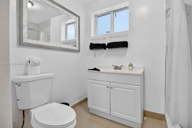 1680 NW 22nd Ct, Miami, FL 33125