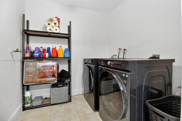 1680 NW 22nd Ct, Miami, FL 33125