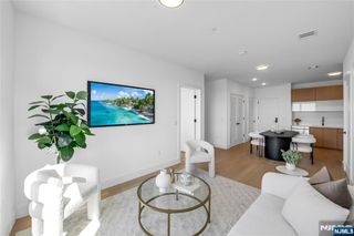 649 38th Street 419, Union City, NJ 07087