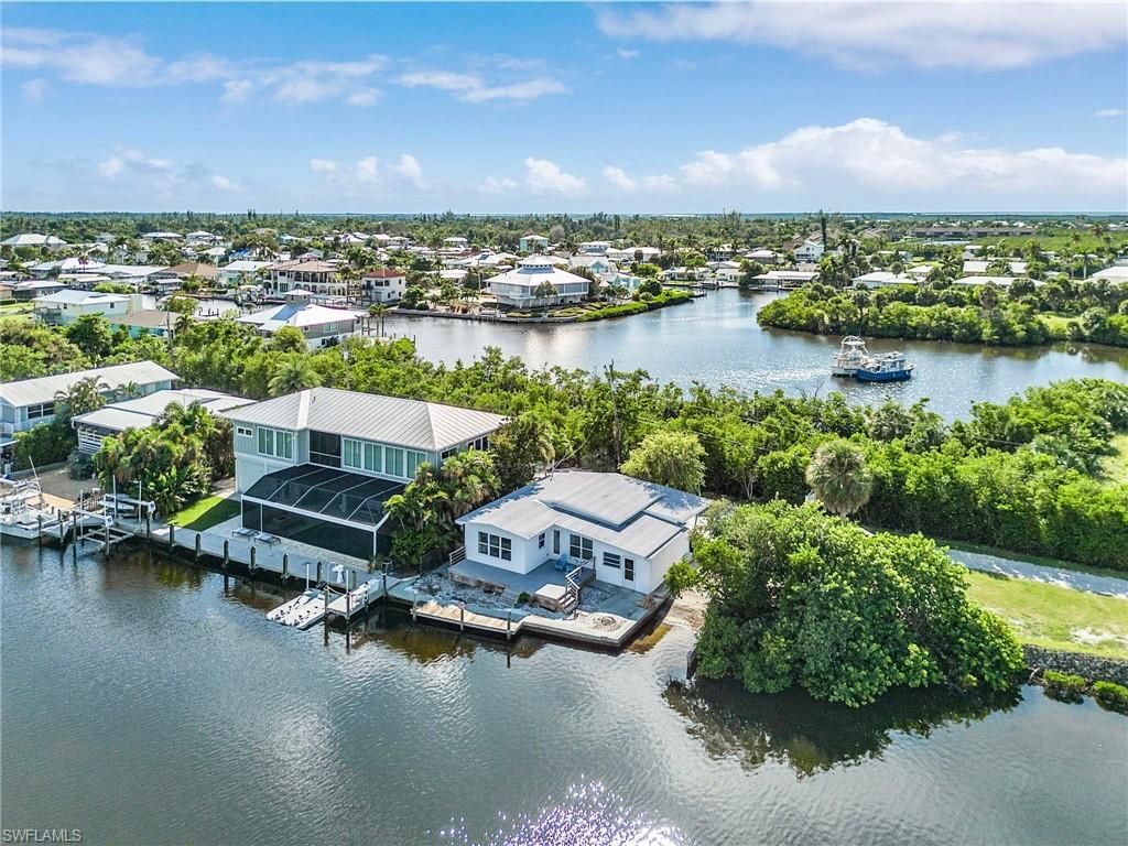 16376 Antigua WAY, BOKEELIA, FL 33922 — exterior