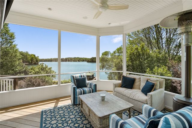 302 Bay Hill Drive, West Union, SC 29696