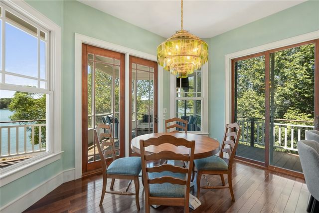 302 Bay Hill Drive, West Union, SC 29696