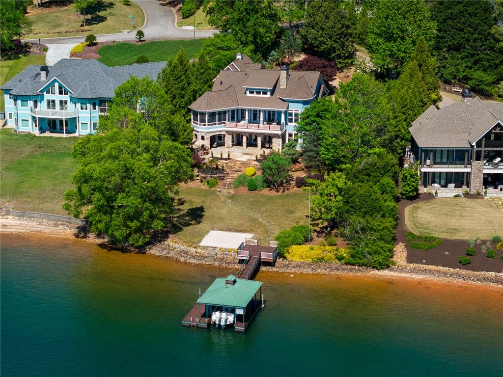 302 Bay Hill Drive, West Union, SC 29696