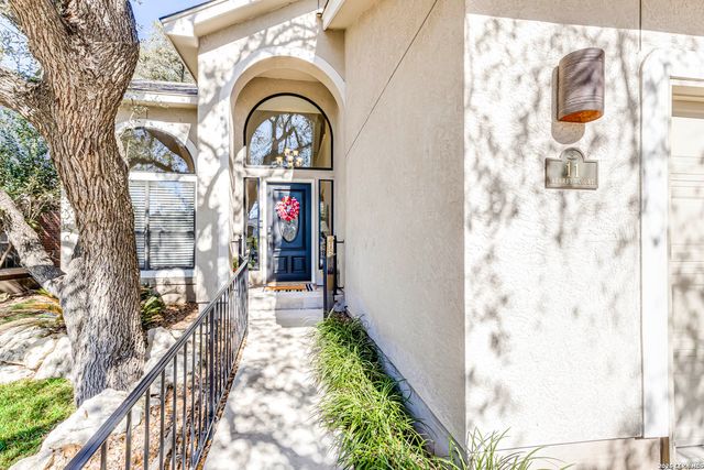 11 Aubrey Ct, San Antonio, TX 78216