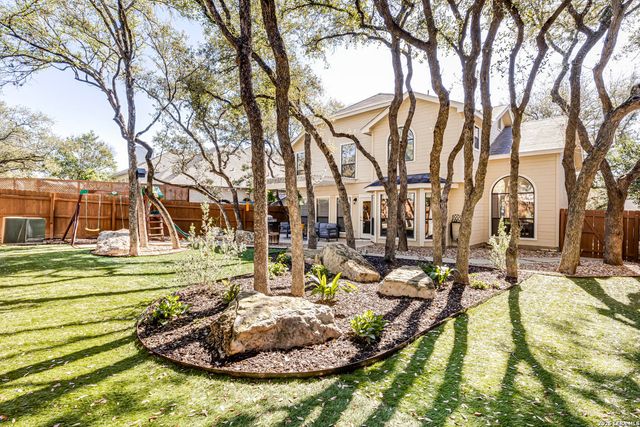 11 Aubrey Ct, San Antonio, TX 78216