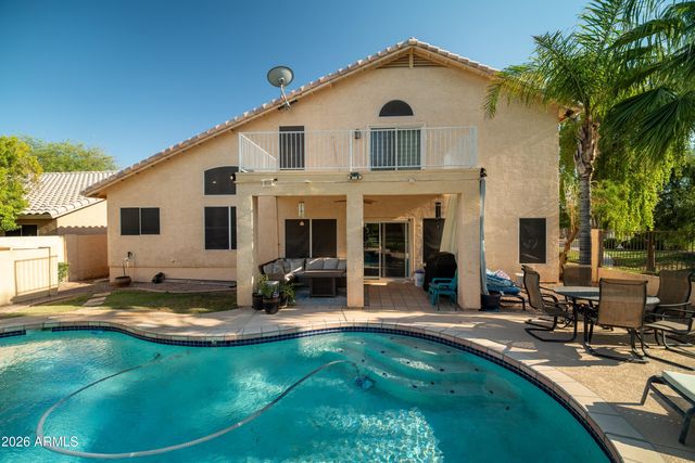 324 E ARABIAN Drive, Gilbert, AZ 85296