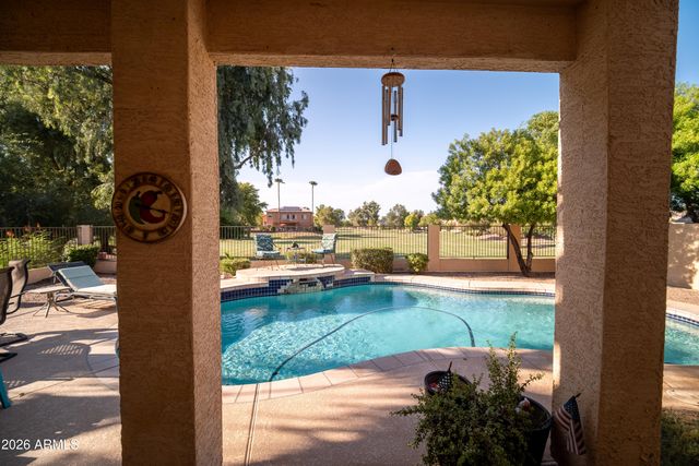 324 E ARABIAN Drive, Gilbert, AZ 85296