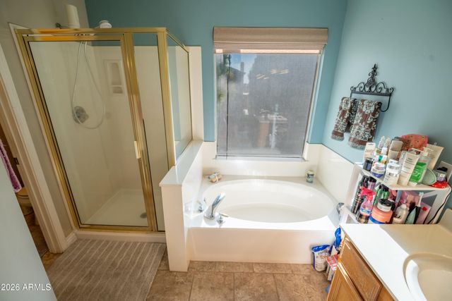 324 E ARABIAN Drive, Gilbert, AZ 85296