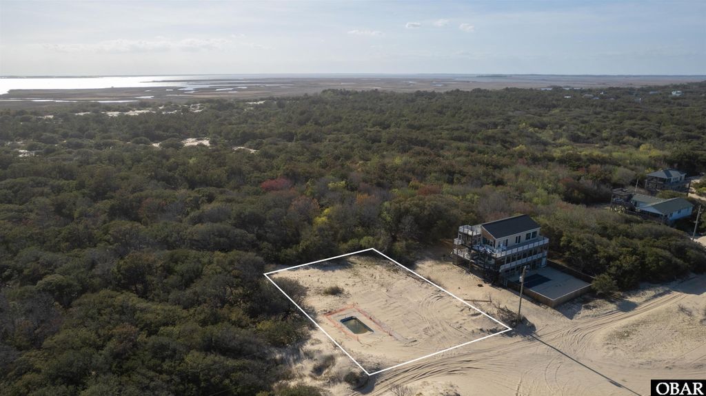 Image 9 of property listing at 1608 Ocean Pearl Road Lot #8, Corolla, NC 27927