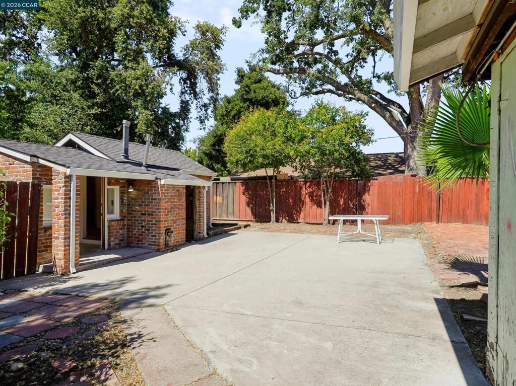 Image 1 of property listing at 1259 David Ave, Concord, CA 94518
