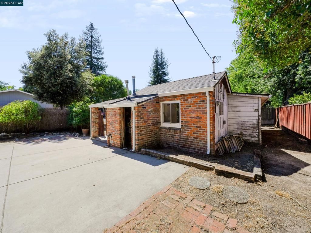 Image 2 of property listing at 1259 David Ave, Concord, CA 94518