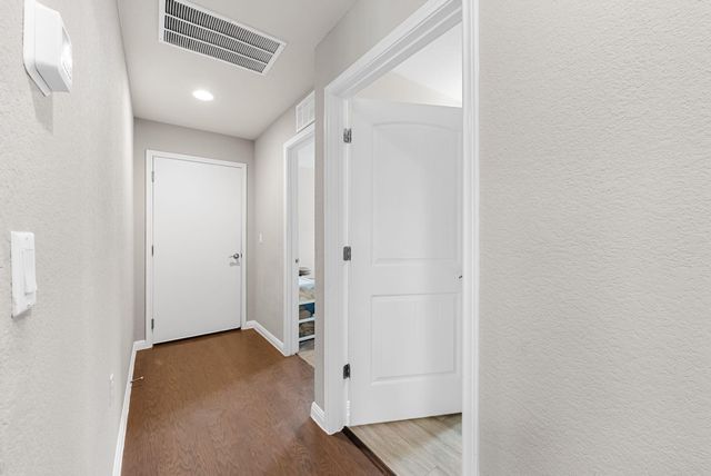 521 Rockport ST, Georgetown, TX 78633