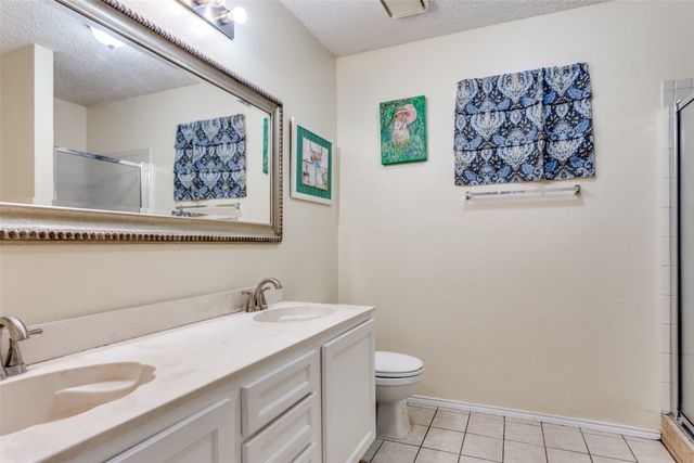 2811 Monthaven Drive, Arlington, TX 76001
