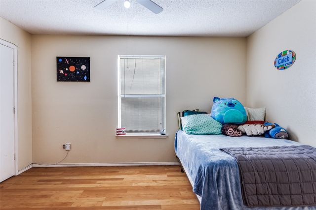2811 Monthaven Drive, Arlington, TX 76001