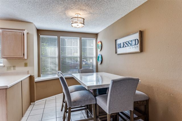 2811 Monthaven Drive, Arlington, TX 76001