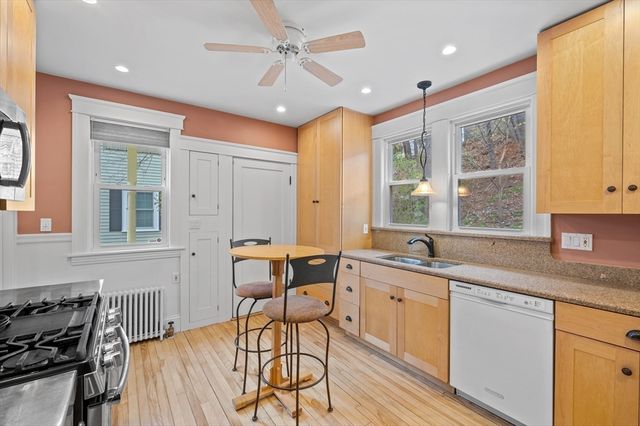 57 Brownell St., Worcester, MA 01602