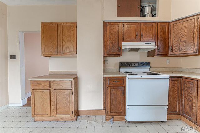 212 N Adams Street, Festus, MO 63028