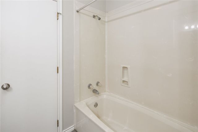 1702 Deacon Drive 101, College Station, TX 77845