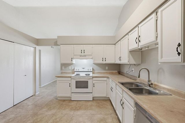 727 S Hartford Street Unit 189, Chandler, AZ 85225