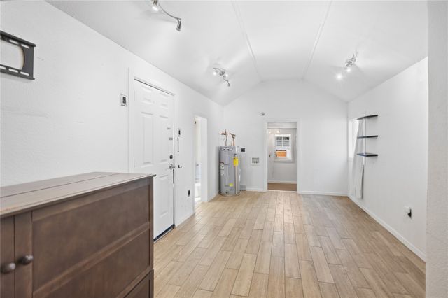 3807 E 21st Place, Tulsa, OK 74114