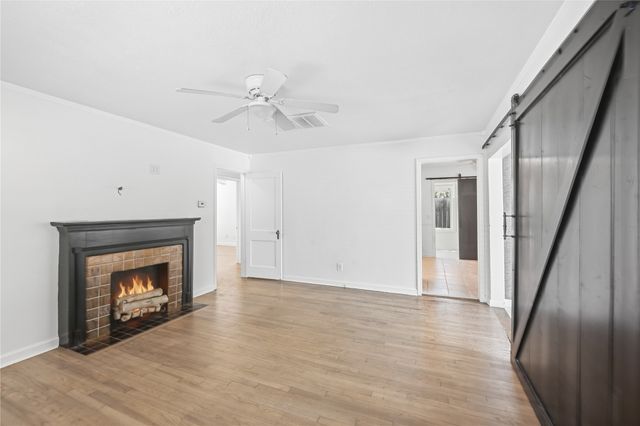 3807 E 21st Place, Tulsa, OK 74114