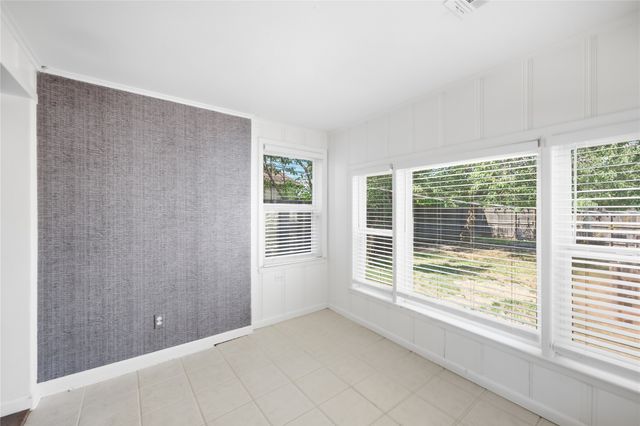 3807 E 21st Place, Tulsa, OK 74114