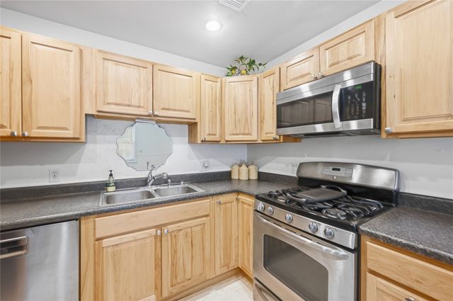 3807 E 21st Place, Tulsa, OK 74114