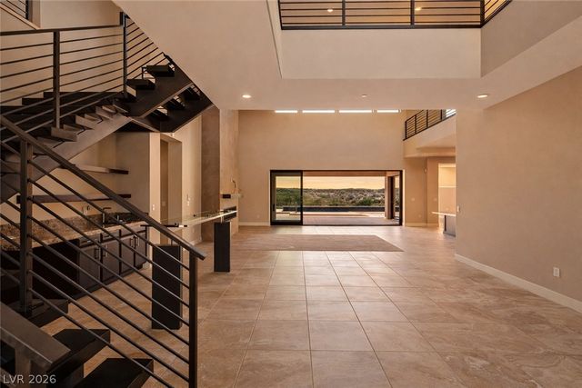 72 Bella Lago Avenue, Henderson, NV 89011