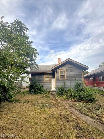 688 Merton Avenue, Akron, OH 44306