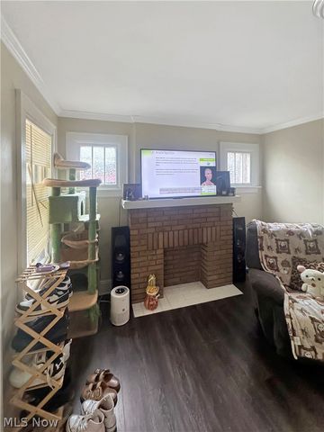 688 Merton Avenue, Akron, OH 44306