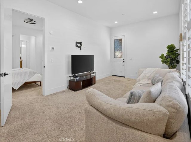 32441 Toyon Rd, Temecula, CA 92591