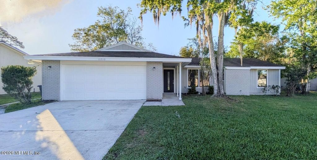 10959 STEEDING HORSE Drive, Jacksonville, FL 32257