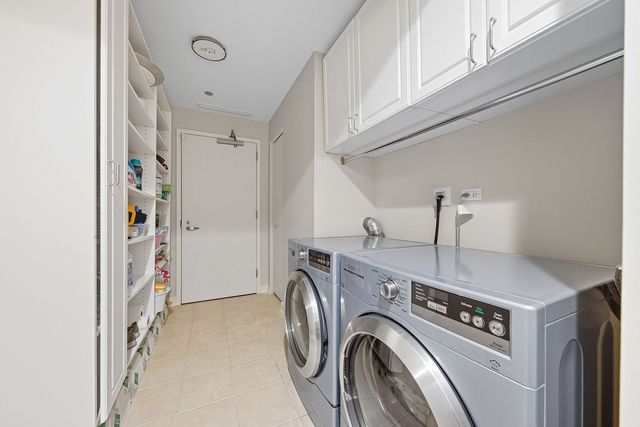 60 E Monroe Street 5601, Chicago, IL 60603