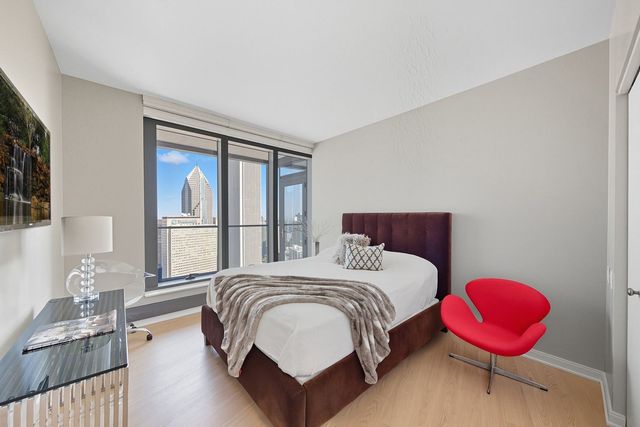 60 E Monroe Street 5601, Chicago, IL 60603