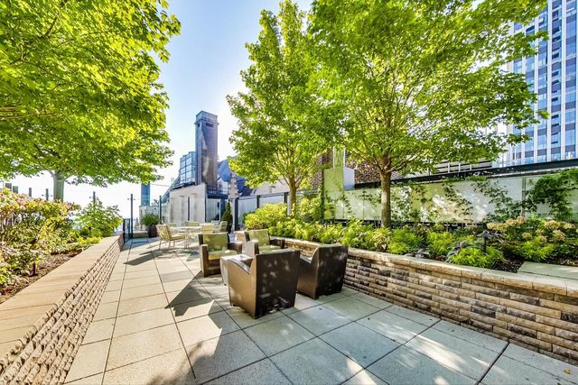 60 E Monroe Street 5601, Chicago, IL 60603