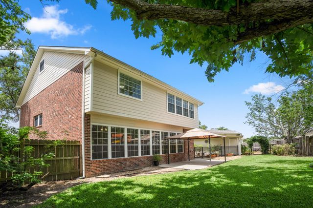 16610 Brasil Lane, Houston, TX 77095