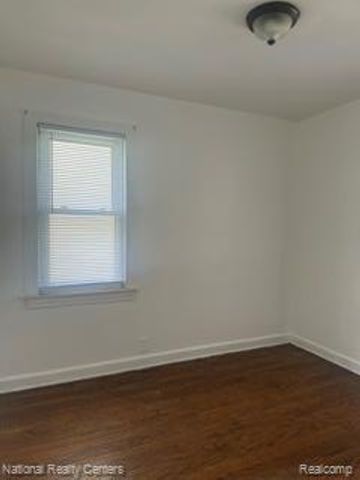 15067 Sumner, Redford Charter Township, MI 48239