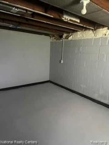 15067 Sumner, Redford Charter Township, MI 48239