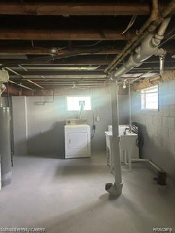 15067 Sumner, Redford Charter Township, MI 48239