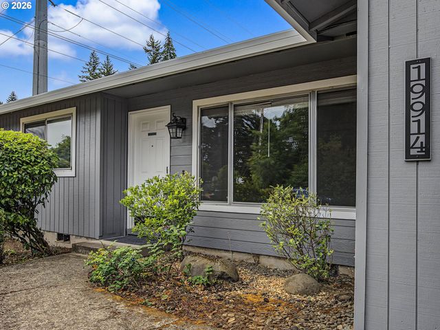 19914 Ne Holladay St, Portland, OR 97230