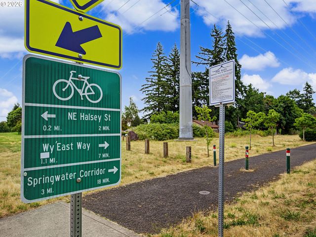 19914 Ne Holladay St, Portland, OR 97230