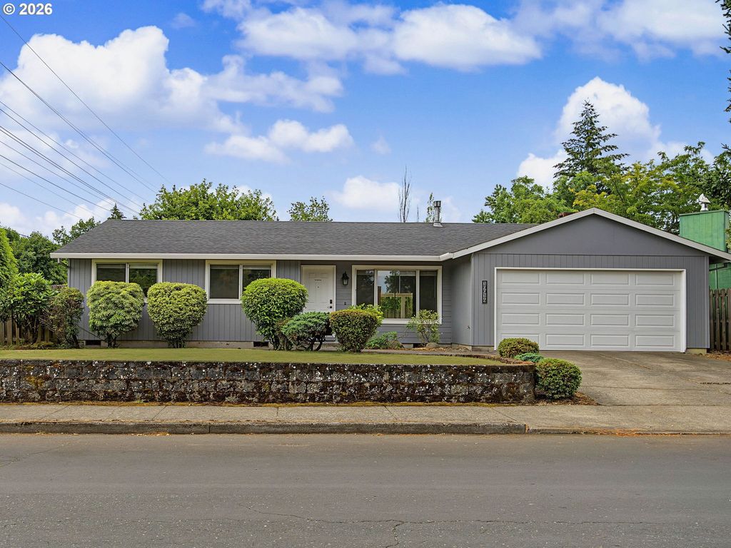 19914 Ne Holladay St, Portland, OR 97230