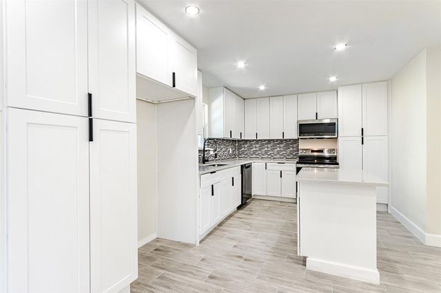 11203 Rousseau Drive, Houston, TX 77065