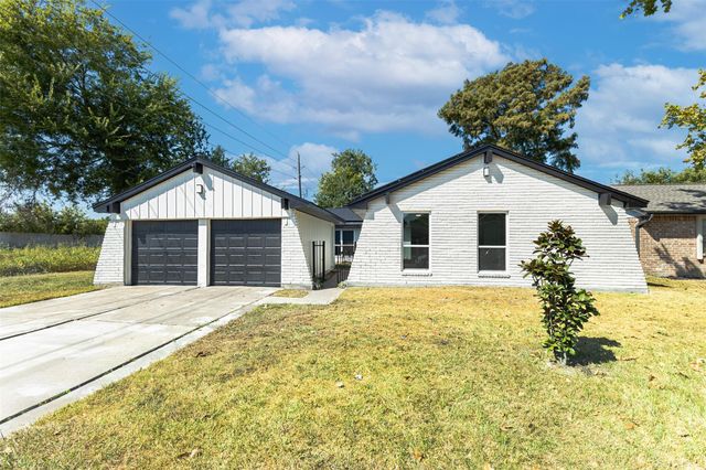 11203 Rousseau Drive, Houston, TX 77065