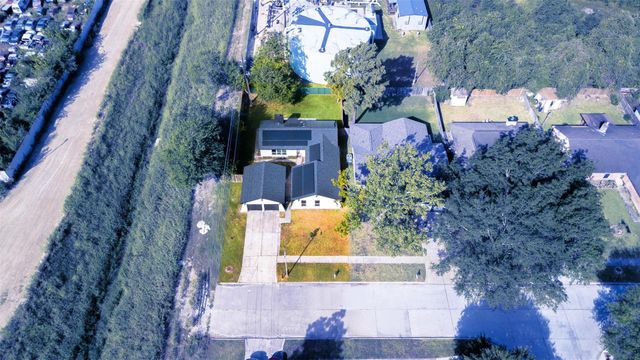 11203 Rousseau Drive, Houston, TX 77065